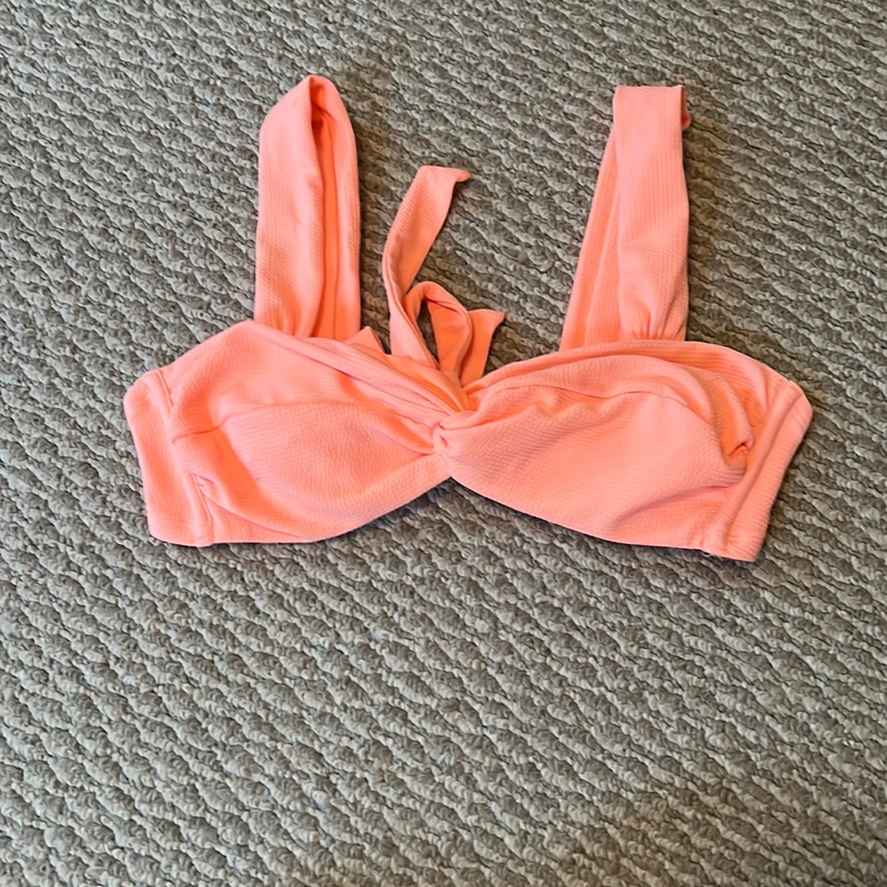 NWOT! Bikini top